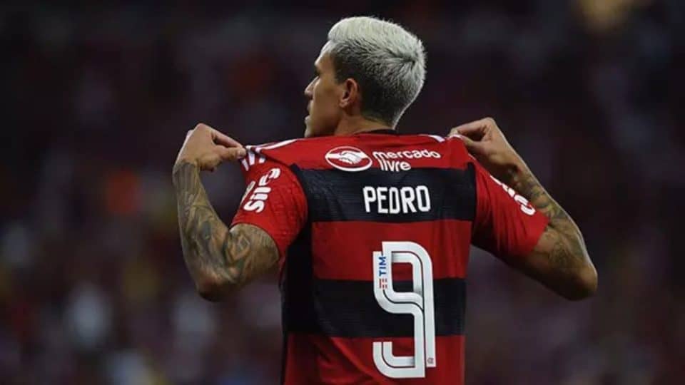 Agressão de preparador escancara rusga entre Pedro e comissão técnica do Flamengo