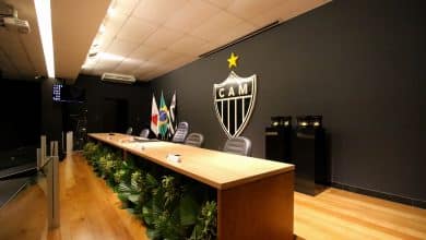 Conselheiro do Atl&eacute;tico-MG entra na Justi&ccedil;a para suspender vota&ccedil;&atilde;o da SAF