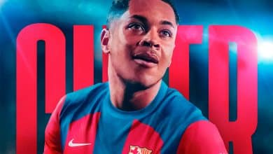 Barcelona anuncia Vitor Roque por quase R$ 400 milh&otilde;es com v&iacute;deo de tigre