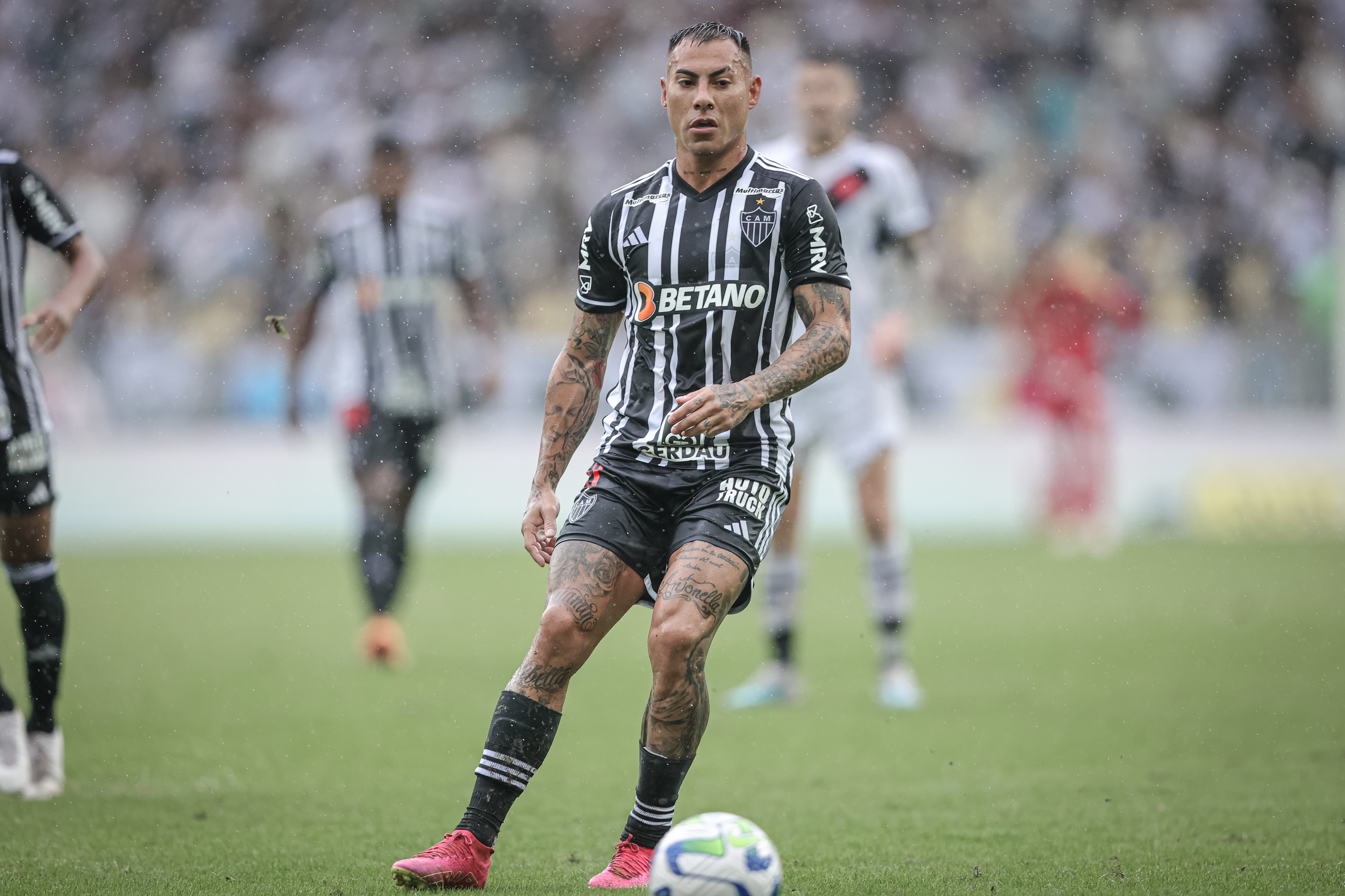 E o Vargas? Atacante vira alvo da torcida e &lsquo;some&rsquo; do Atl&eacute;tico-MG em 2023