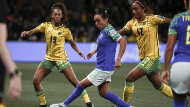 Copa do Mundo Feminina: Brasil amarga empate com a Jamaica e cai com adeus de Marta