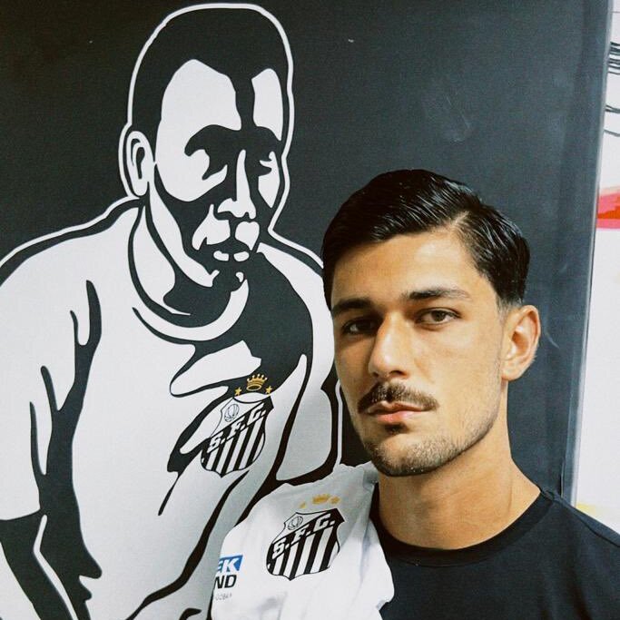 Jo&atilde;o Basso revela que for&ccedil;ou sa&iacute;da do Arouca para assinar com o Santos