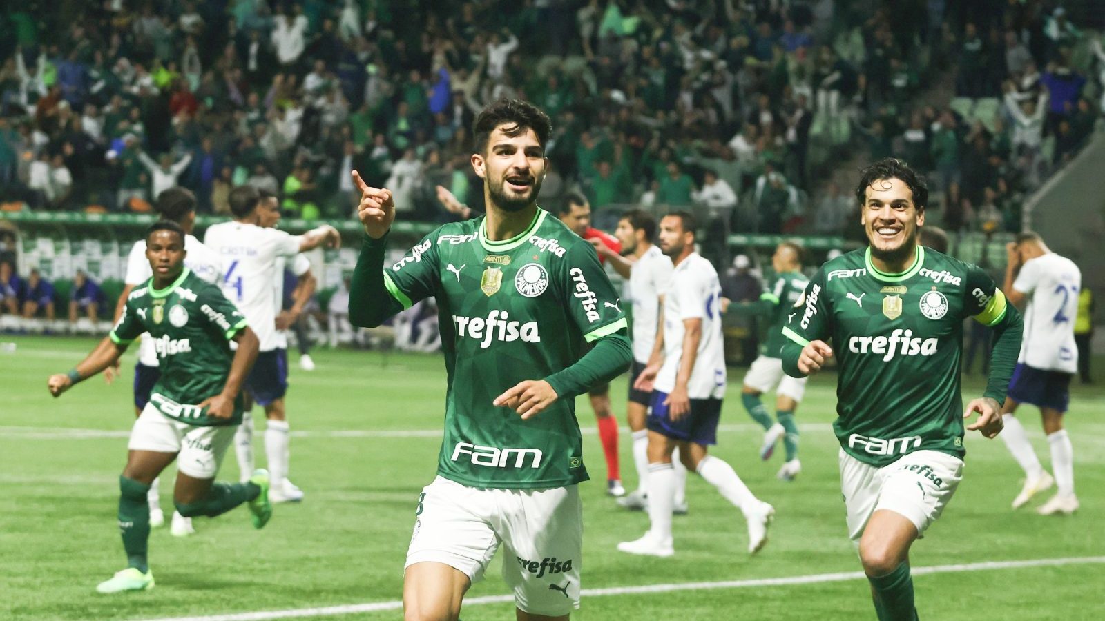 Flaco L&oacute;pez tem noite de her&oacute;i e decide um truncado Palmeiras x Cruzeiro