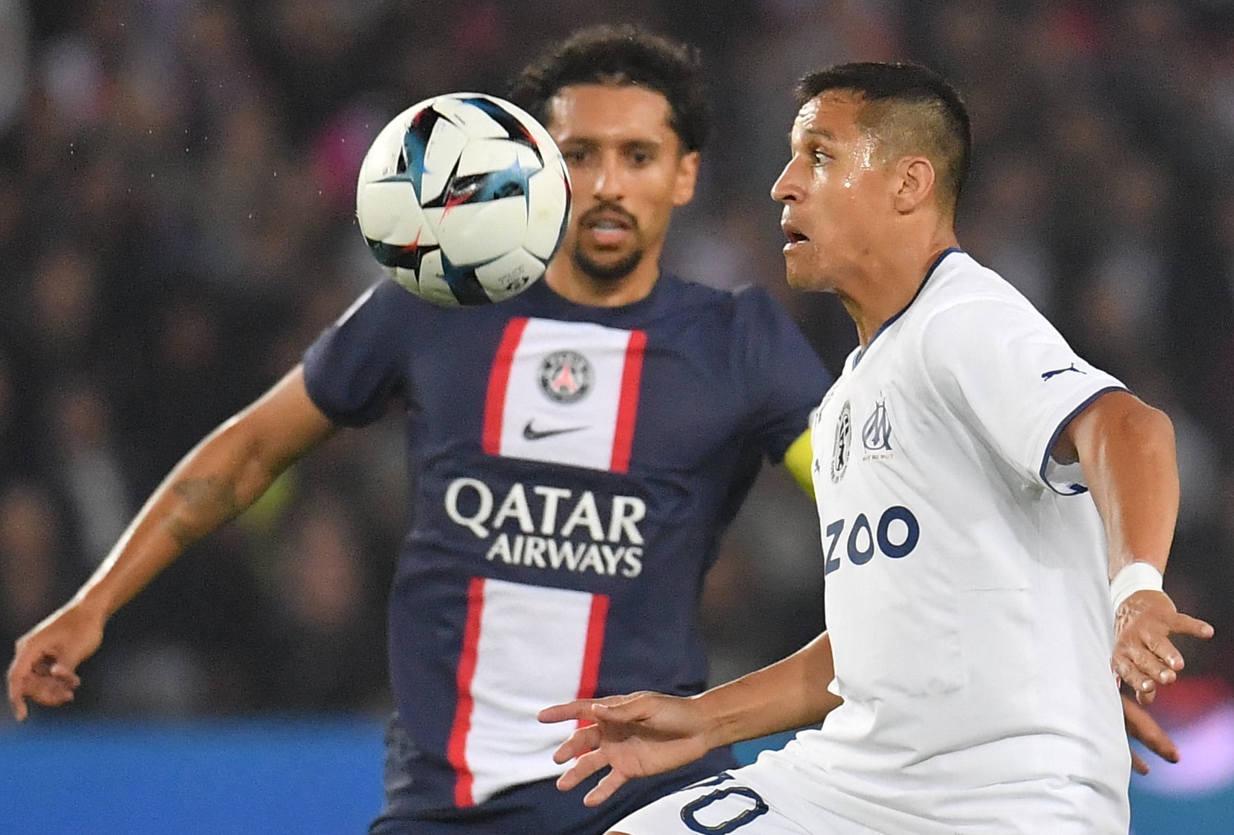 Representante de Alexis S&aacute;nchez no Brasil descarta transfer&ecirc;ncia para o Santos