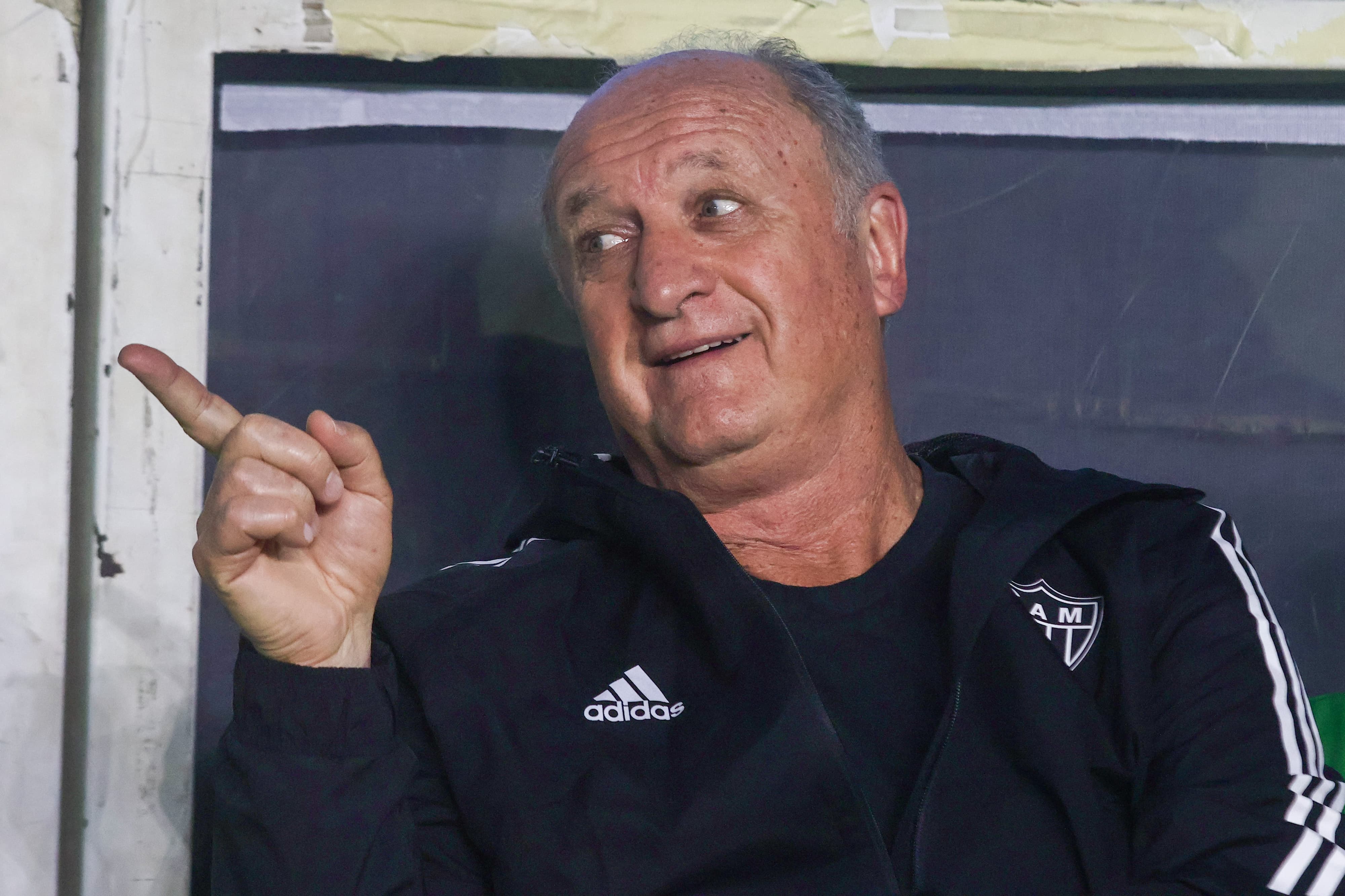 As op&ccedil;&otilde;es de Felip&atilde;o para montar um Atl&eacute;tico-MG muito desfalcado