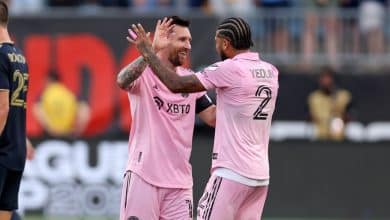 Foi muito bonito o gesto de Messi ao dividir o trof&eacute;u da Leagues Cup com Yedlin