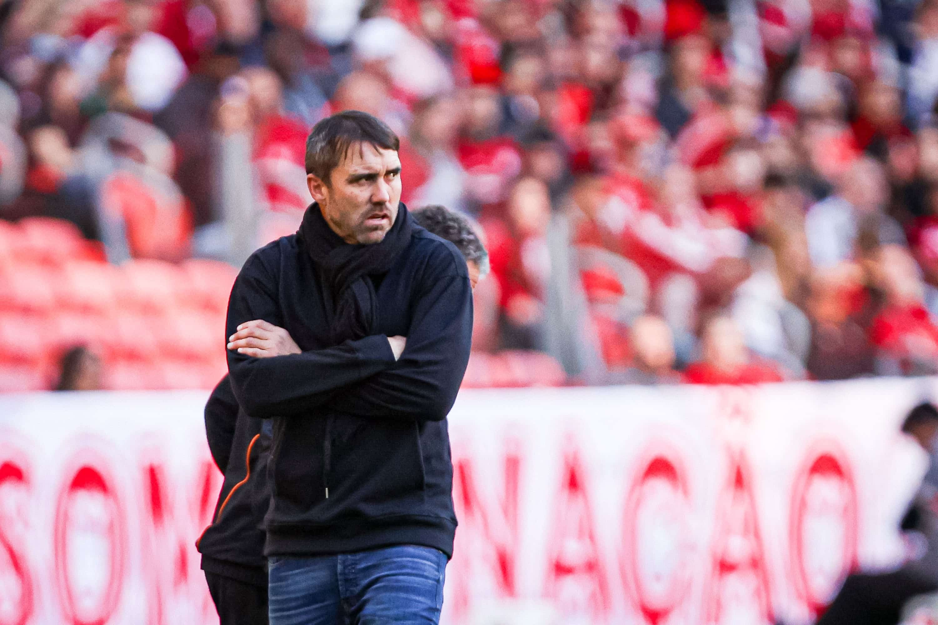 Internacional tem m&ecirc;s para se recuperar no Brasileiro antes de semi da Libertadores