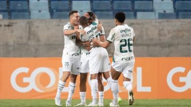 De olho na Libertadores, Palmeiras vence Cuiab&aacute; e diminui vantagem do Botafogo