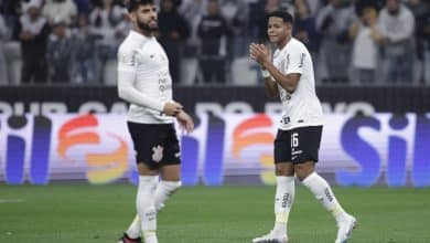 Corinthians abusa dos erros, s&oacute; empata com o Goi&aacute;s e mostra &ndash; de novo &ndash; deserto de ideias