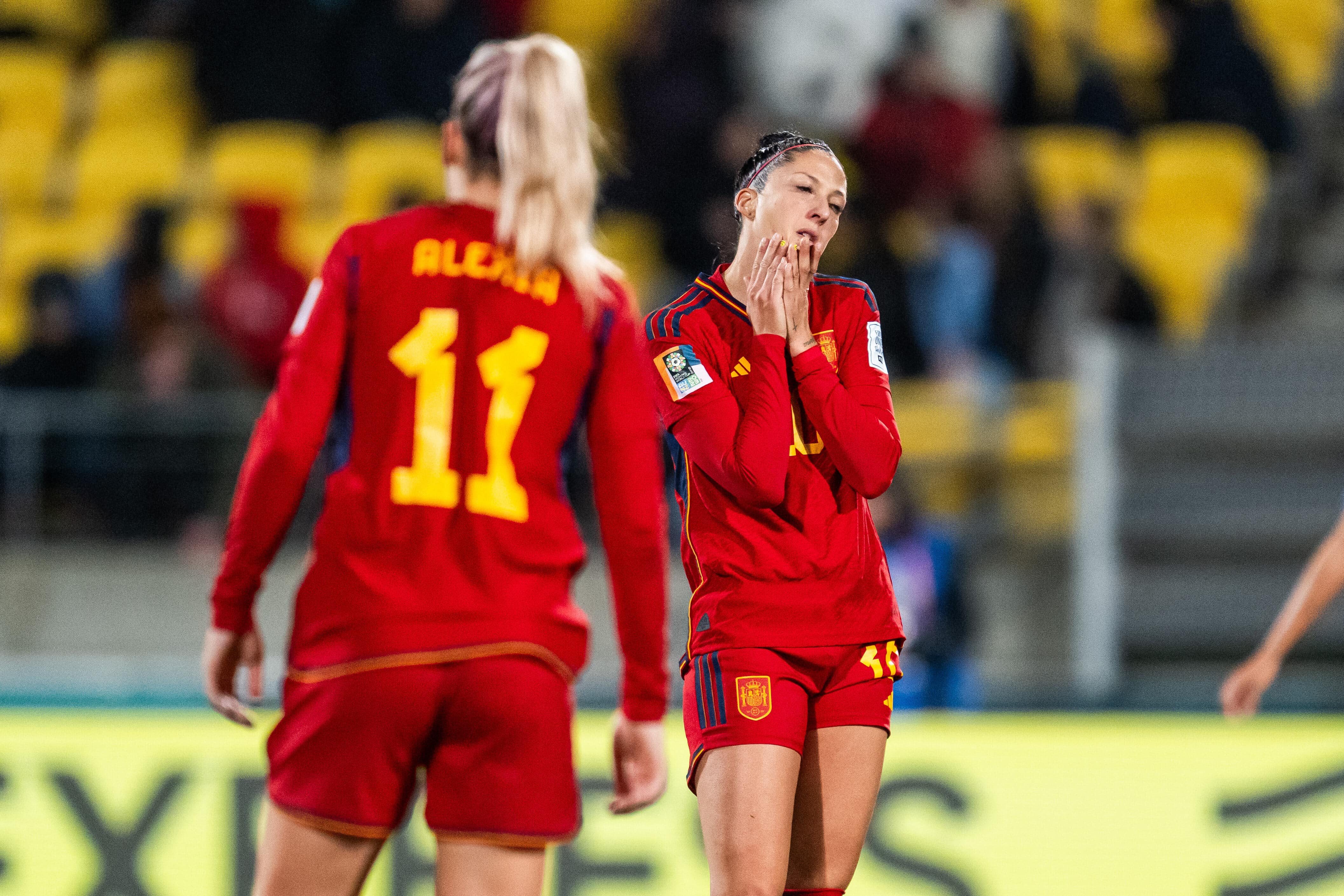 C&aacute;diz se recusa a ceder est&aacute;dio para jogo de futebol feminino