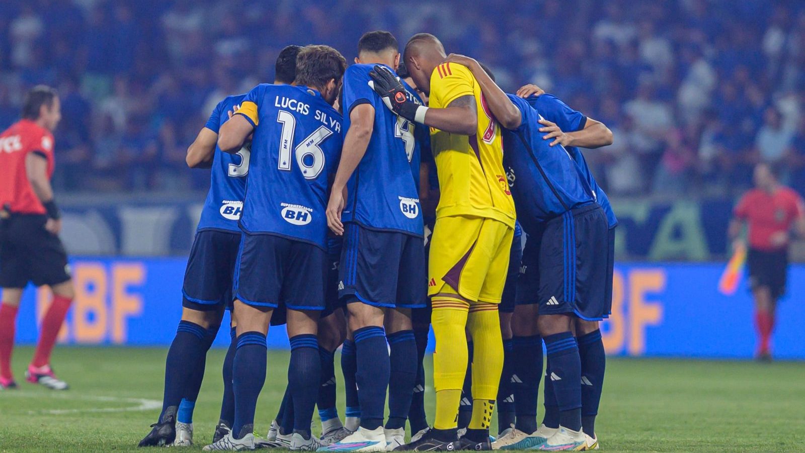 Cruzeiro inicia segundo turno ap&oacute;s primeira metade de surpresas e oscila&ccedil;&atilde;o