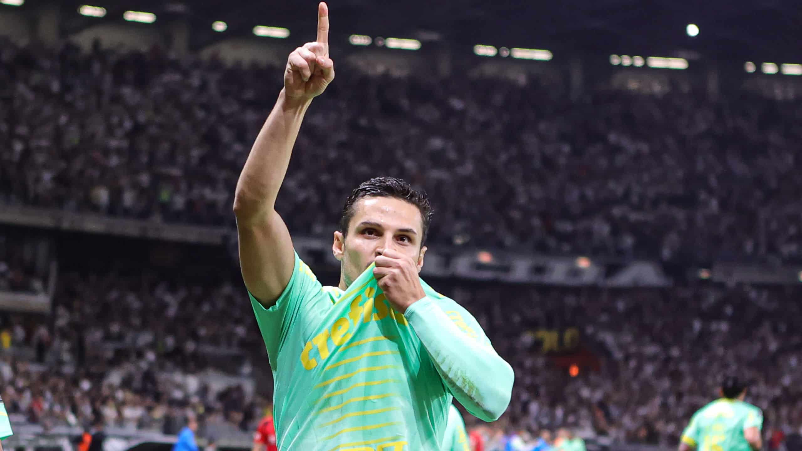 Paulo J&uacute;nior: Veiga destrava o Mineir&atilde;o para relan&ccedil;ar o Palmeiras de elite