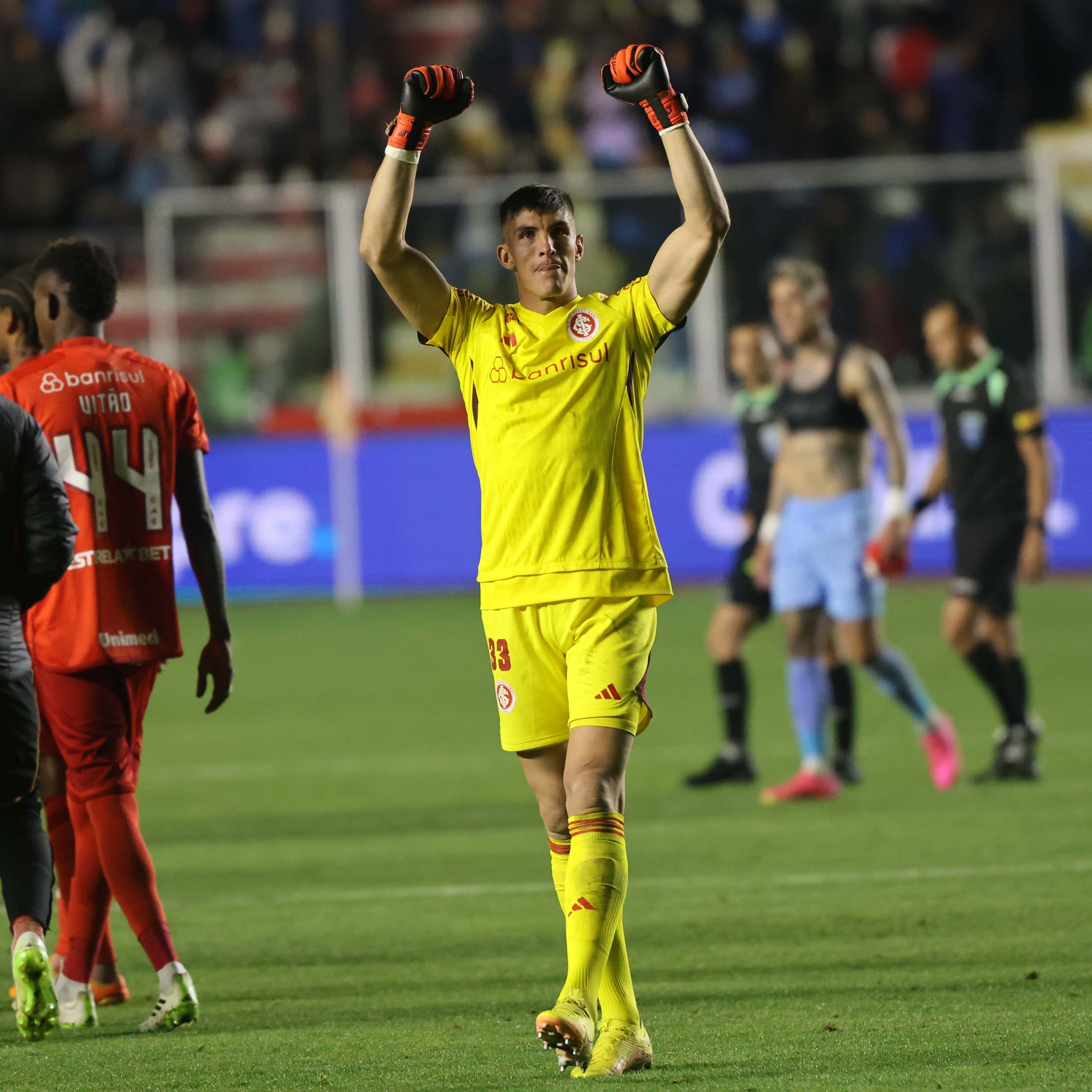 Paulo Junior: Internacional renasce copeiro em La Paz ao ritmo de sua dupla mundialista