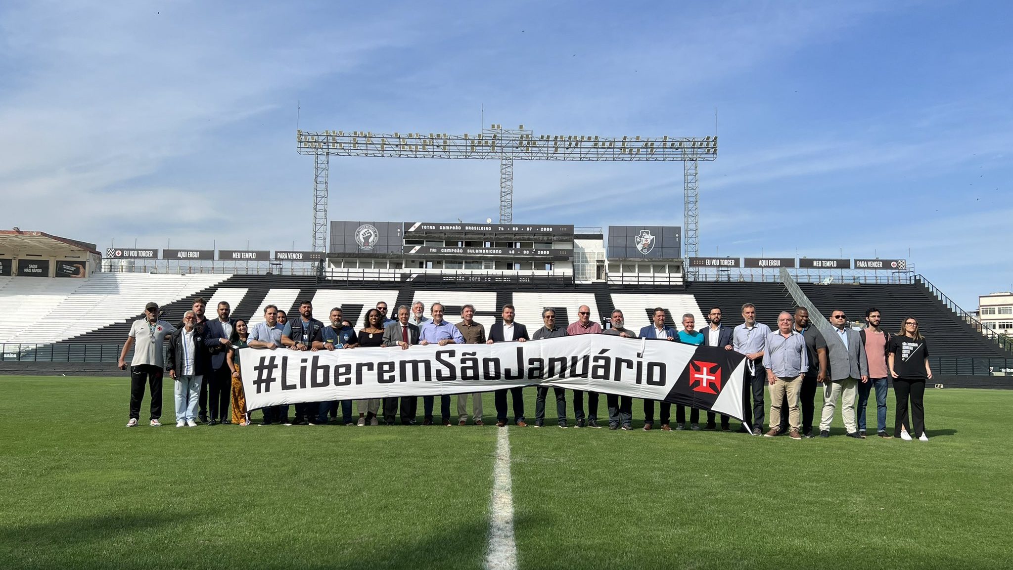 Vasco lan&ccedil;a bonito e importante manifesto pela libera&ccedil;&atilde;o do p&uacute;blico em S&atilde;o Janu&aacute;rio