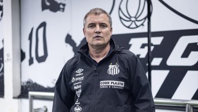 Santos: com homens de confian&ccedil;a, Aguirre inicia miss&atilde;o contra rebaixamento
