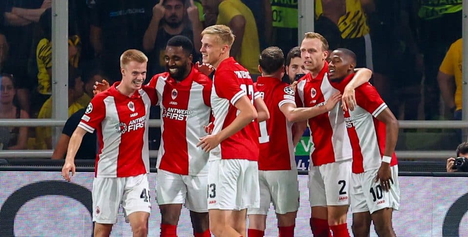 Royal Antwerp será novidade na Champions e PSV chega com moral ao atropelar