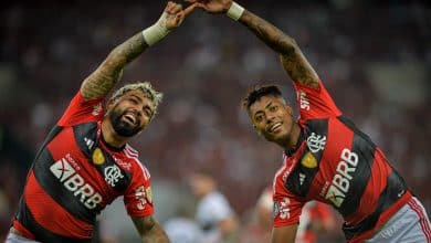 Flamengo retoma conversas por renova&ccedil;&otilde;es e quer rapidez para n&atilde;o atrapalhar planejamento