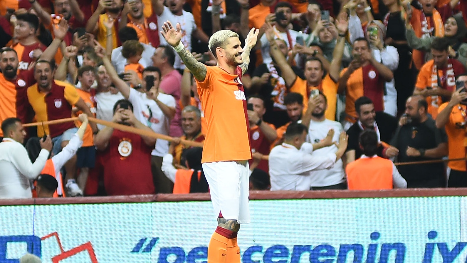 O dia na Champions: Icardi faz um belo gol, e Galatasaray arranca vit&oacute;ria no fim