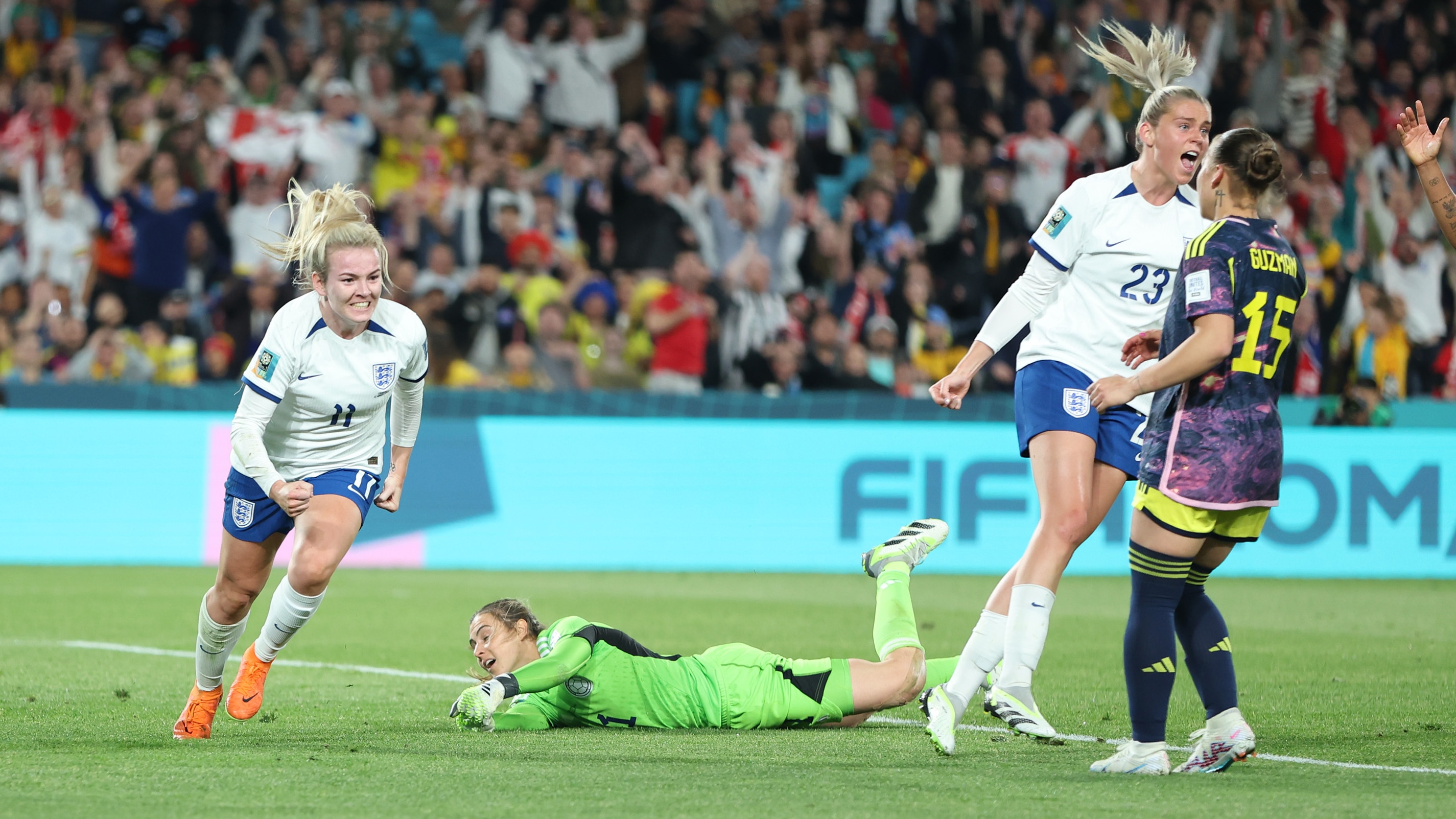 Inglaterra pune erros e avan&ccedil;a, mas Col&ocirc;mbia deixa Copa do Mundo de cabe&ccedil;a erguida