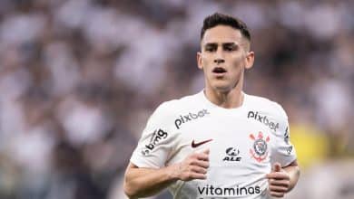 Meio campo do Corinthians foi deserto de ideias em 2023 mesmo com chegada do badalado Rojas