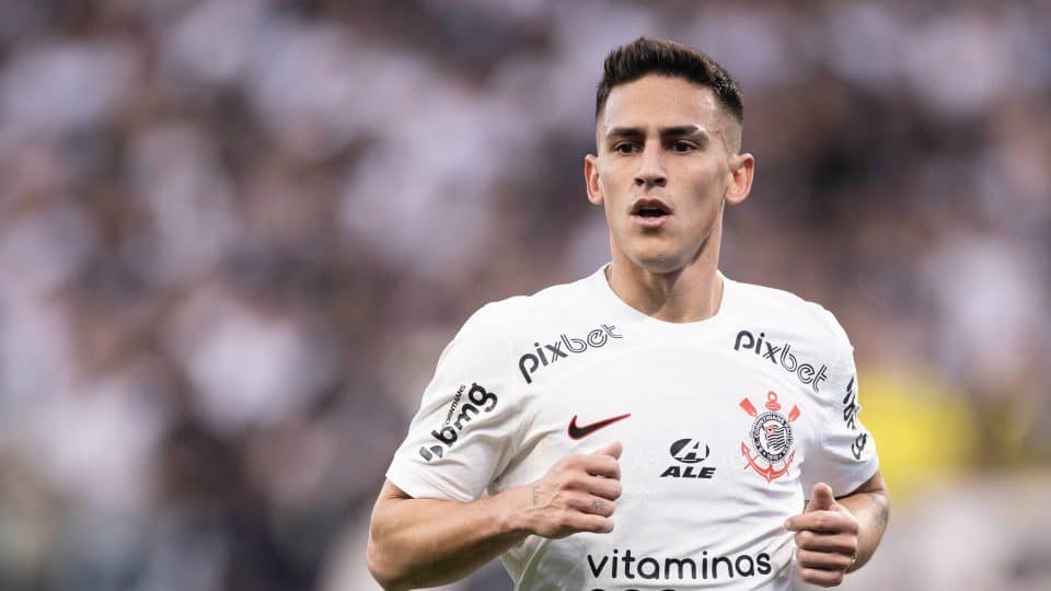 Corinthians: insatisfação de Matías Rojas contrapõe otimismo de Luxemburgo após classificação