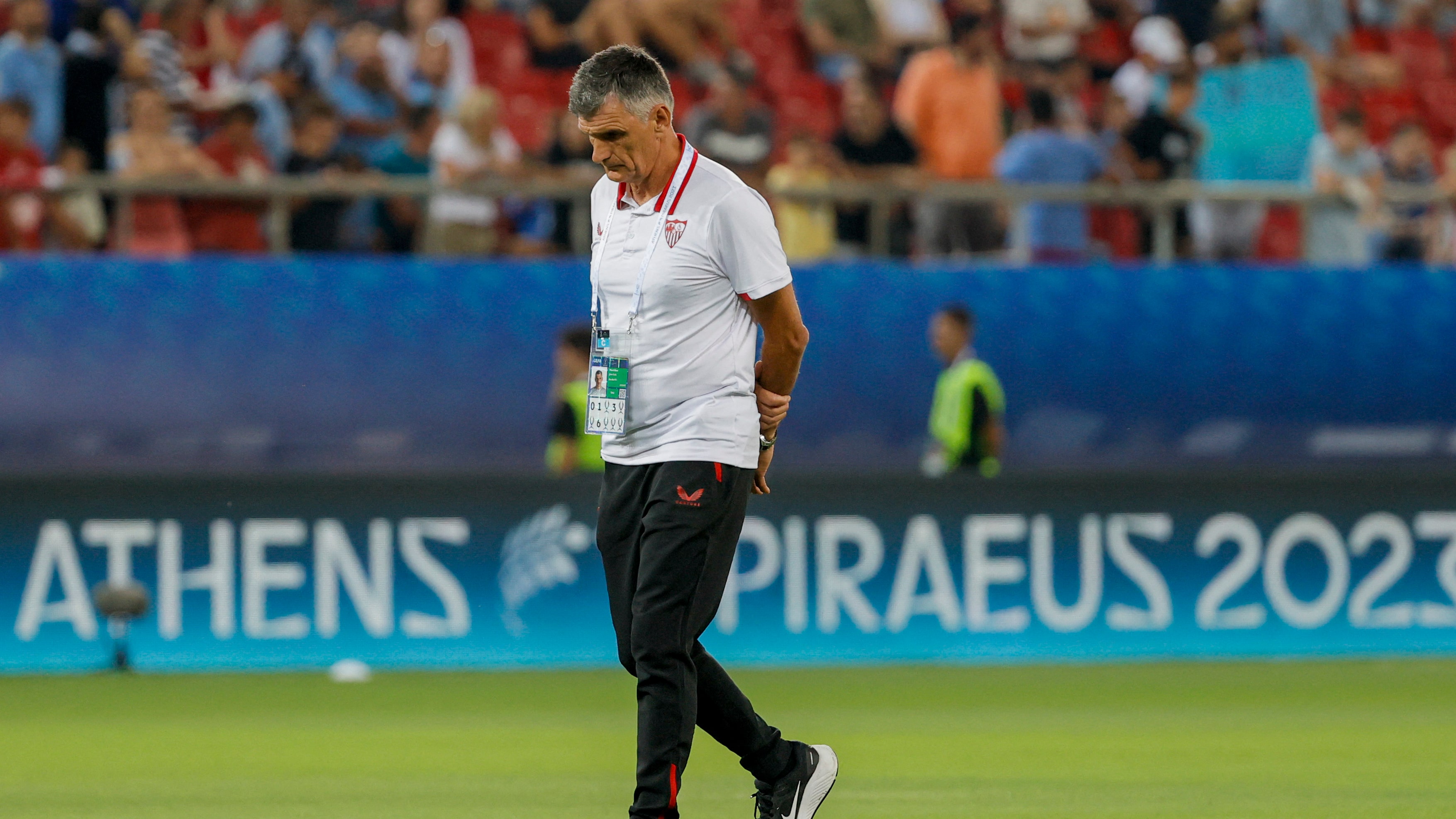 Mendilibar reclama de como tentam contratar seus jogadores e faz cr&iacute;tica velada a Monchi