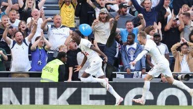 O Tottenham manteve o ritmo alto e prevaleceu no jogo eletrizante contra o United