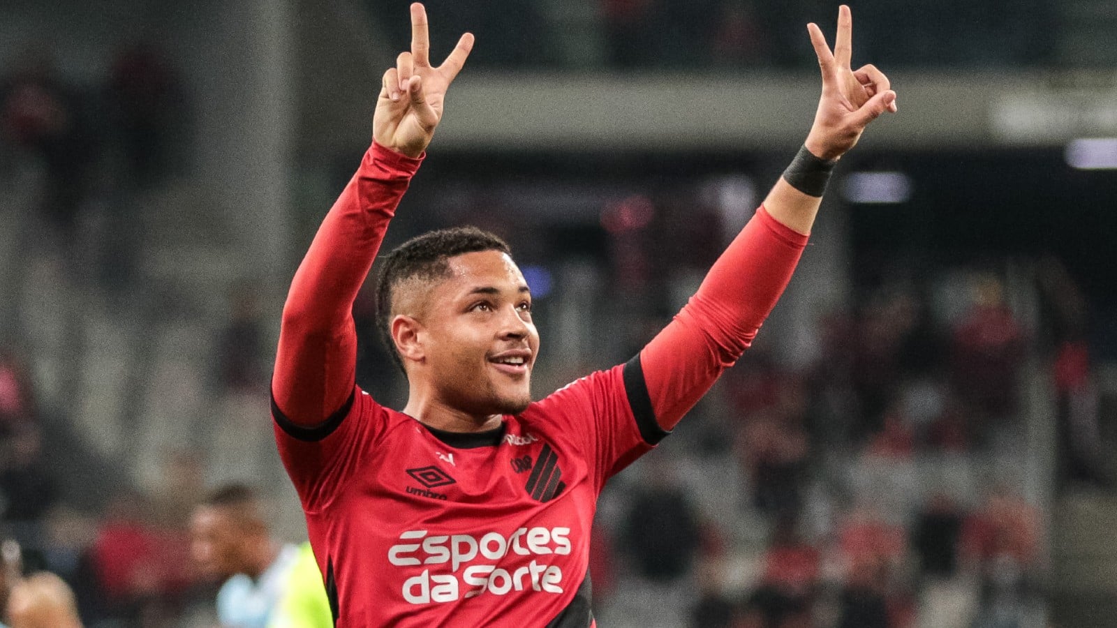 Diniz conta muito com Vitor Roque, mas tem motivo para n&atilde;o convoc&aacute;-lo em&nbsp;primeira&nbsp;lista