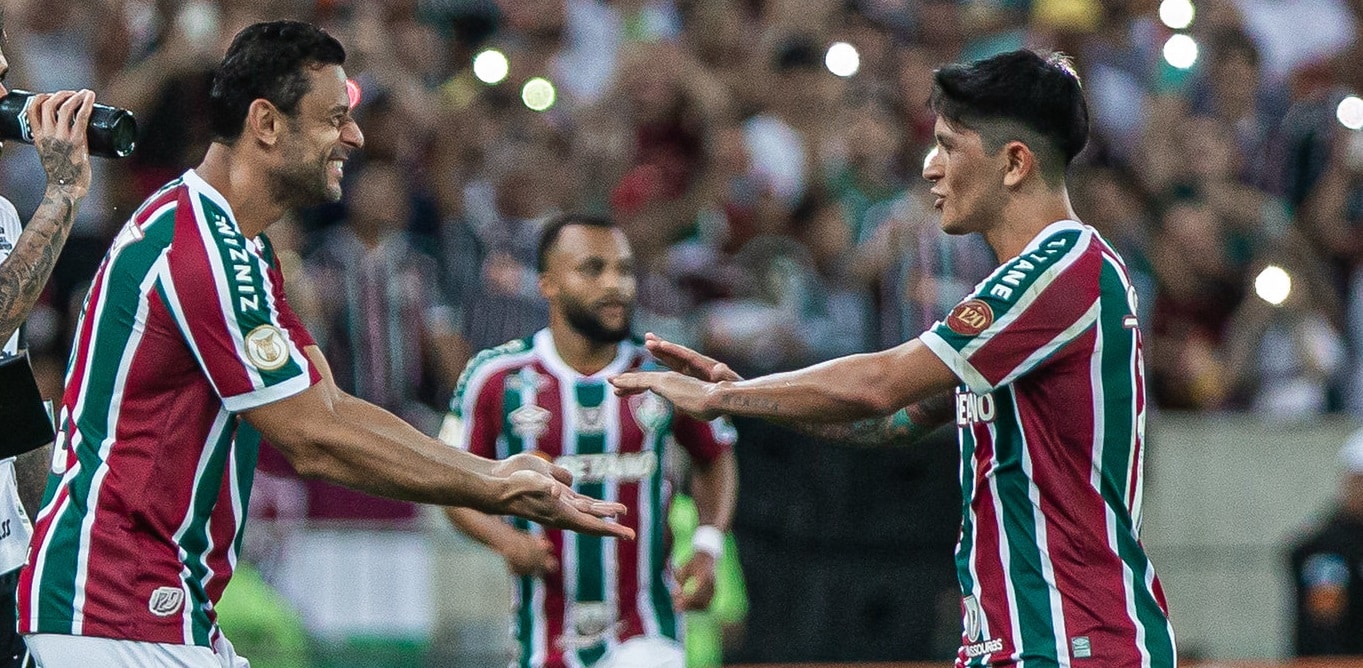 Fred e Germ&aacute;n Cano atuaram juntos, e argentino herdou posi&ccedil;&atilde;o e posto de &iacute;dolo do camisa 9 no Fluminense (Foto: Marcelo Gon&ccedil;alves/Fluminense FC)