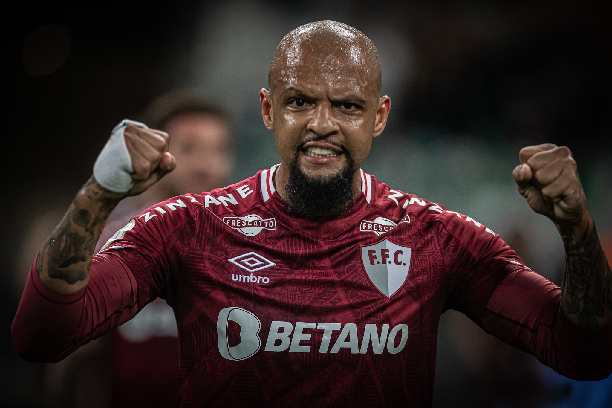 Ap&oacute;s renova&ccedil;&otilde;es, Fluminense ter&aacute; os dois jogadores mais velhos do pa&iacute;s em 2024