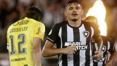 Inspirado no pr&oacute;prio Corinthians, Botafogo vai &agrave; Itaquera para espantar instabilidade