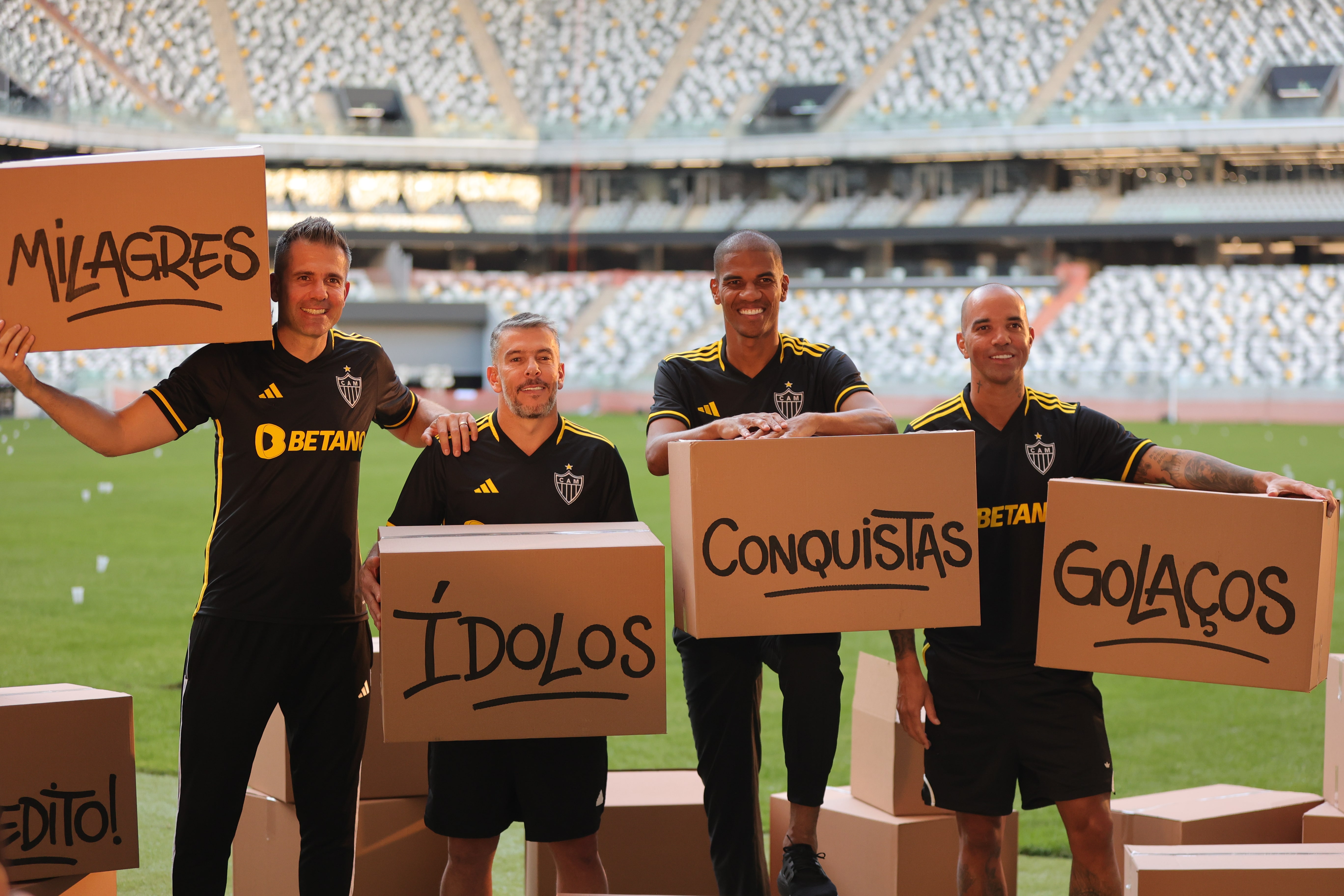 Atl&eacute;tico-MG estrear&aacute; 3&ordf; camisa contra o Botafogo, rival que estragou mesma festa h&aacute; 15 anos