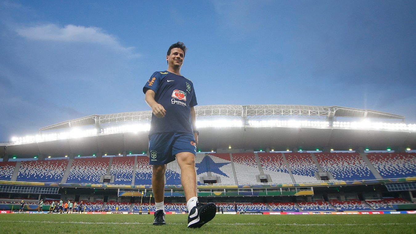 Como Diniz trabalha para implementar Dinizismo e resgatar alegria&nbsp;com&nbsp;a&nbsp;Sele&ccedil;&atilde;o