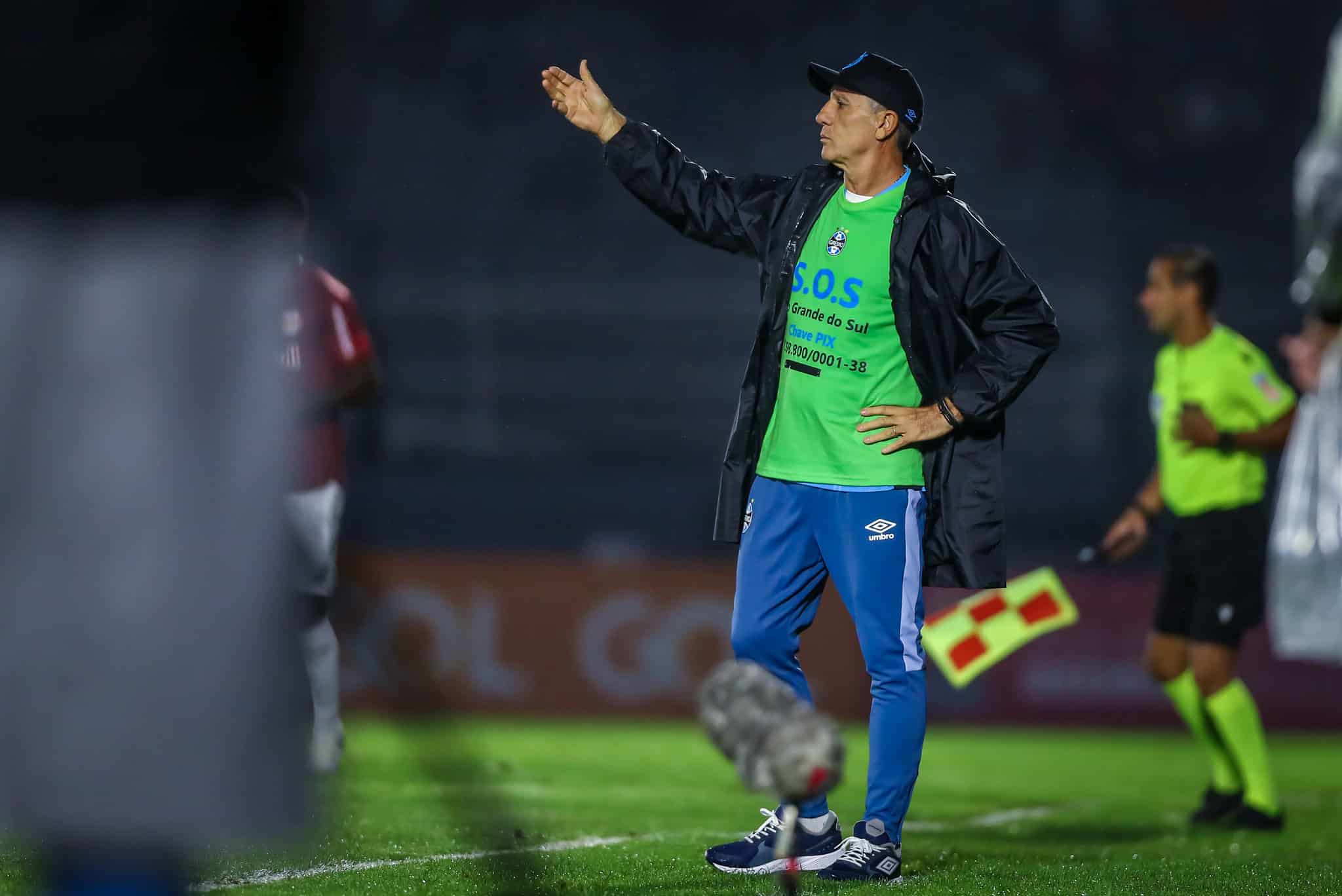Renato &eacute; simplista demais ao explicar derrota do Gr&ecirc;mio para o Bragantino: &lsquo;A fila anda&rsquo;