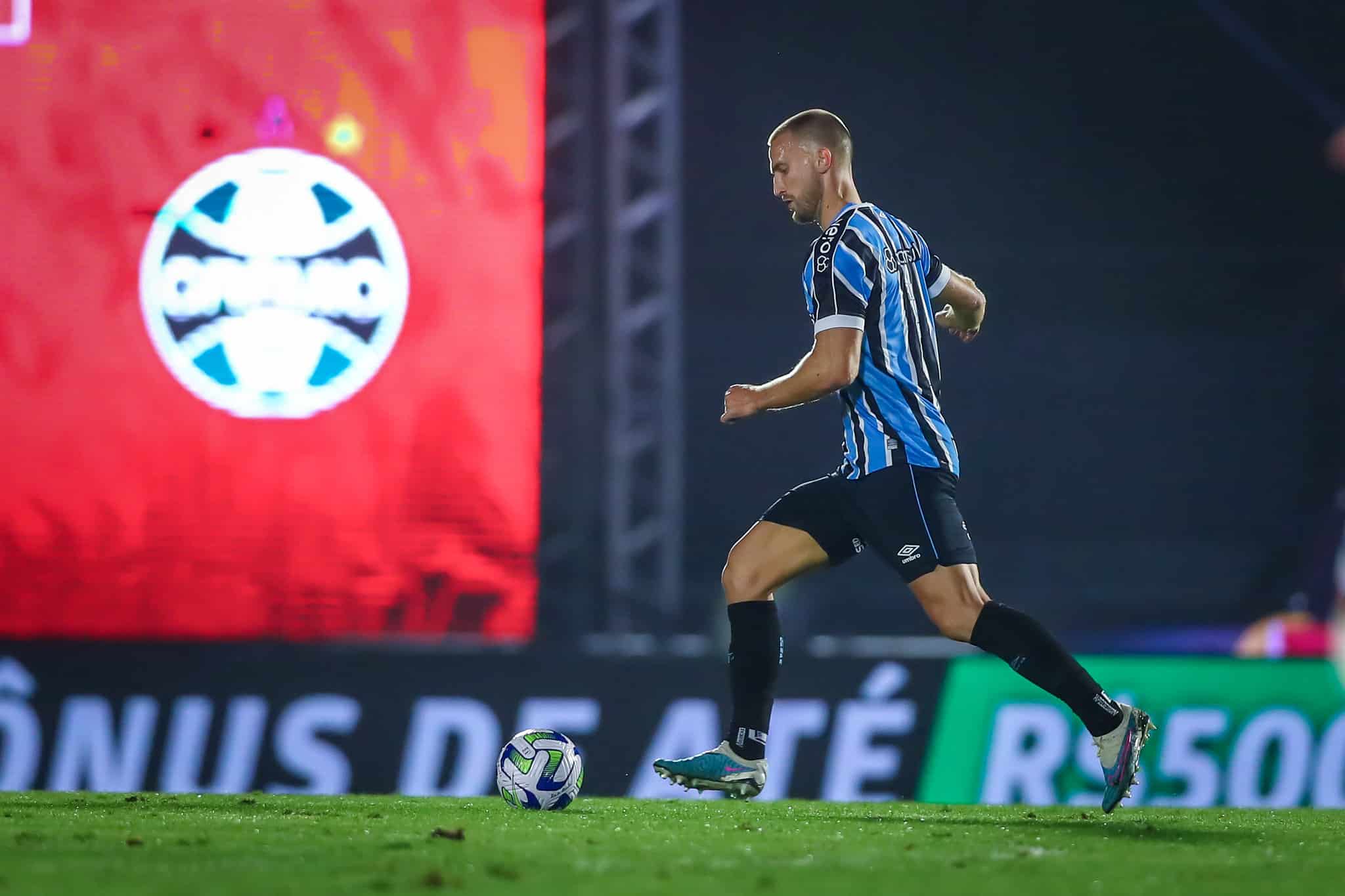 Setor defensivo &eacute; principal preocupa&ccedil;&atilde;o do Gr&ecirc;mio contra o Palmeiras