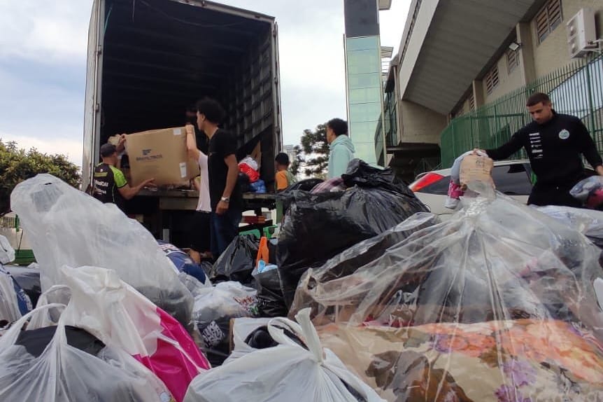 Clubes ga&uacute;chos se somaram em mobiliza&ccedil;&atilde;o hist&oacute;rica para ajudar afetados por ciclone