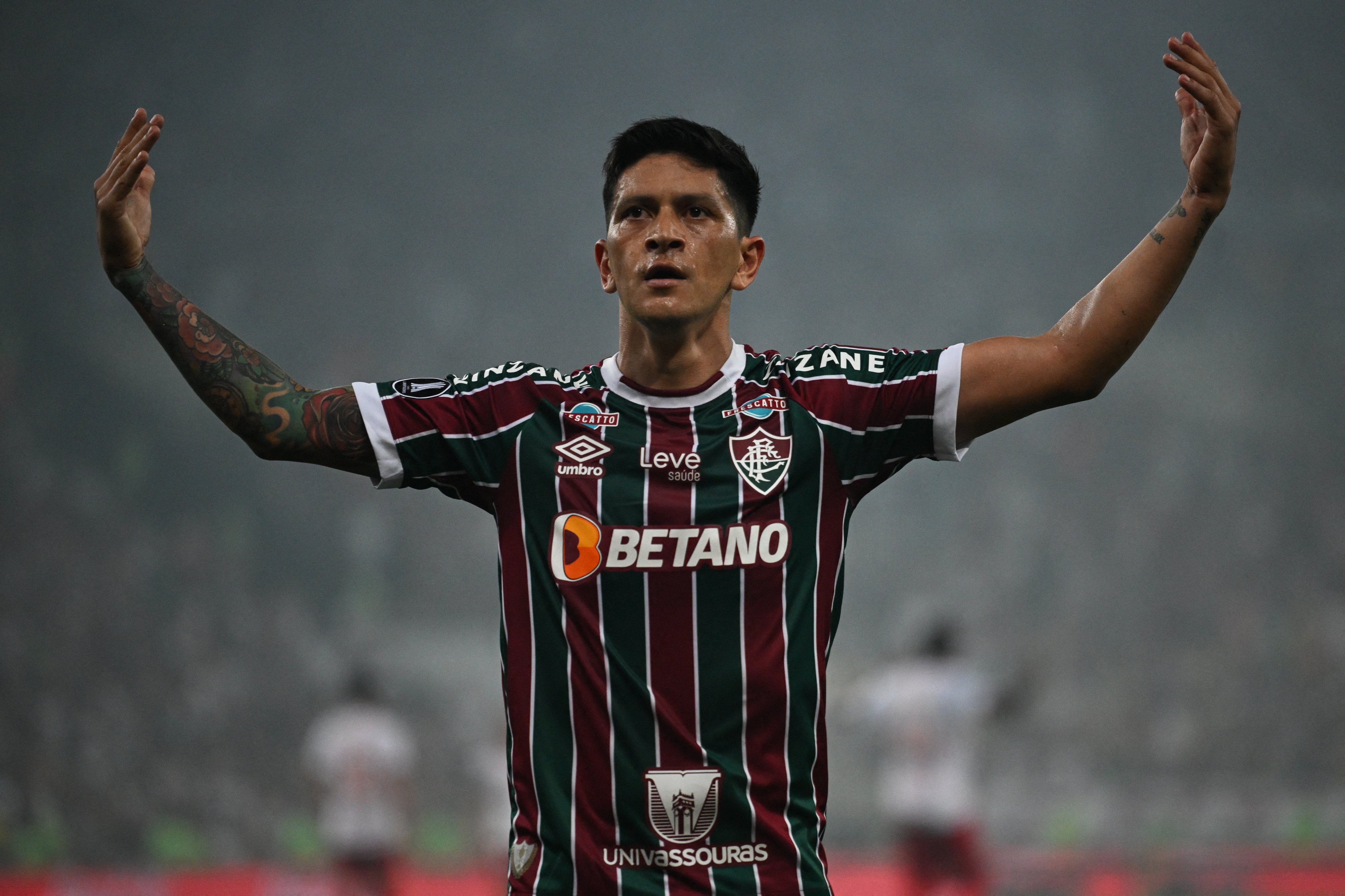 Ousadia n&atilde;o recompensa desta vez, mas Fluminense segue vivo nas semifinais da Libertadores