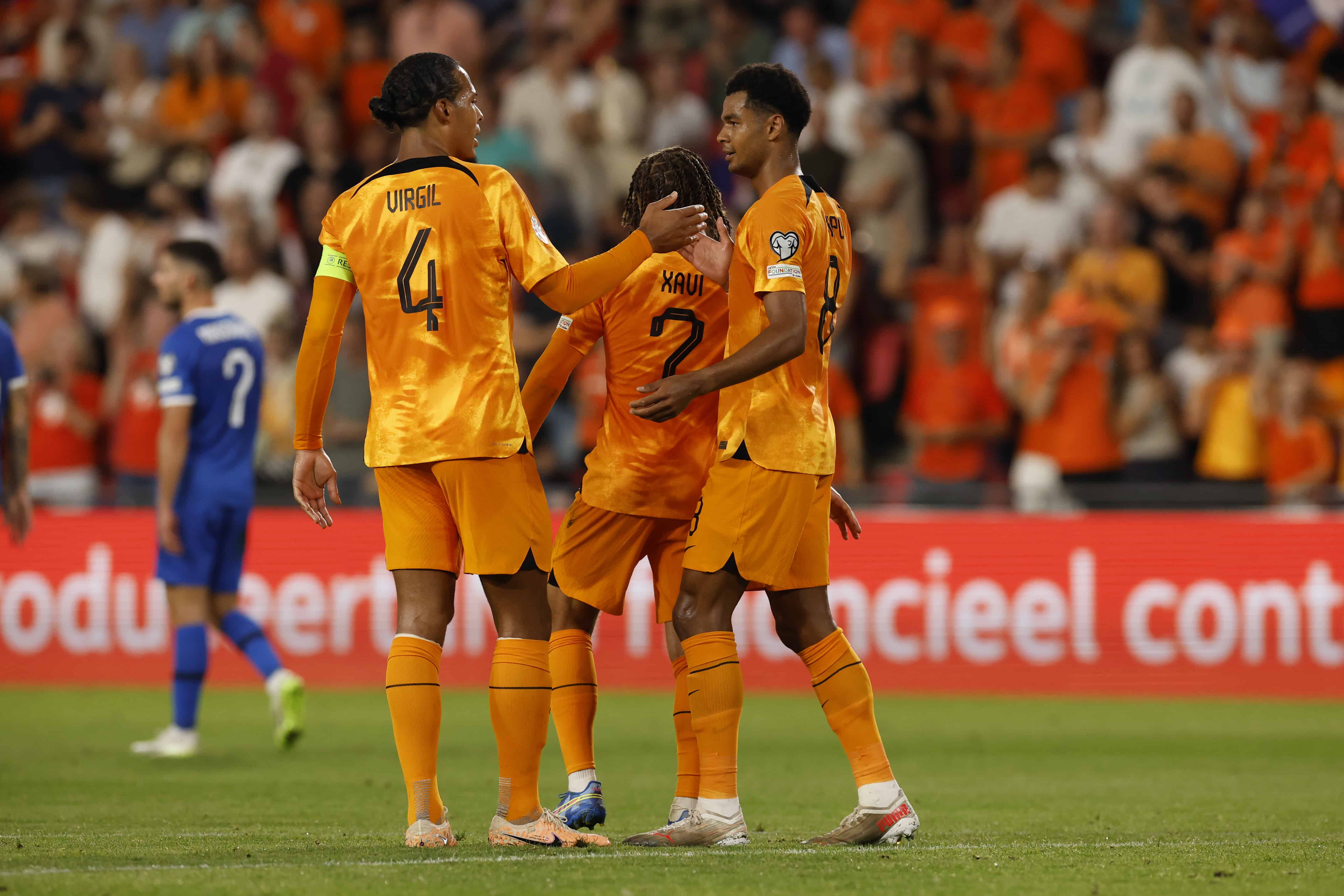 Dumfries e Gakpo jogam muito e Holanda goleia Gr&eacute;cia pelas Eliminat&oacute;rias da Euro