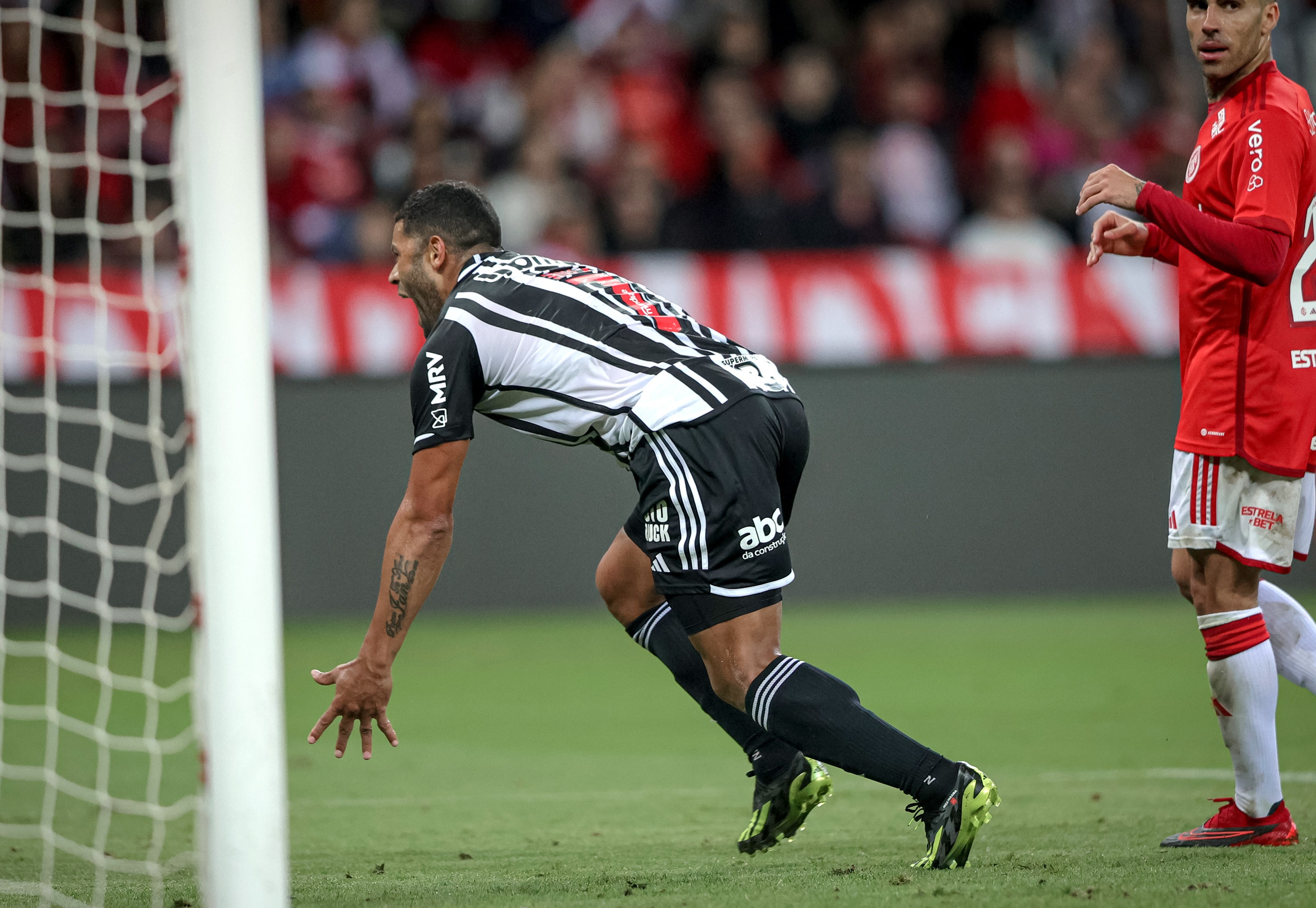 Vit&oacute;ria do Atl&eacute;tico-MG sobre o Internacional foi o cl&aacute;ssico jogo em que a efetividade decidiu