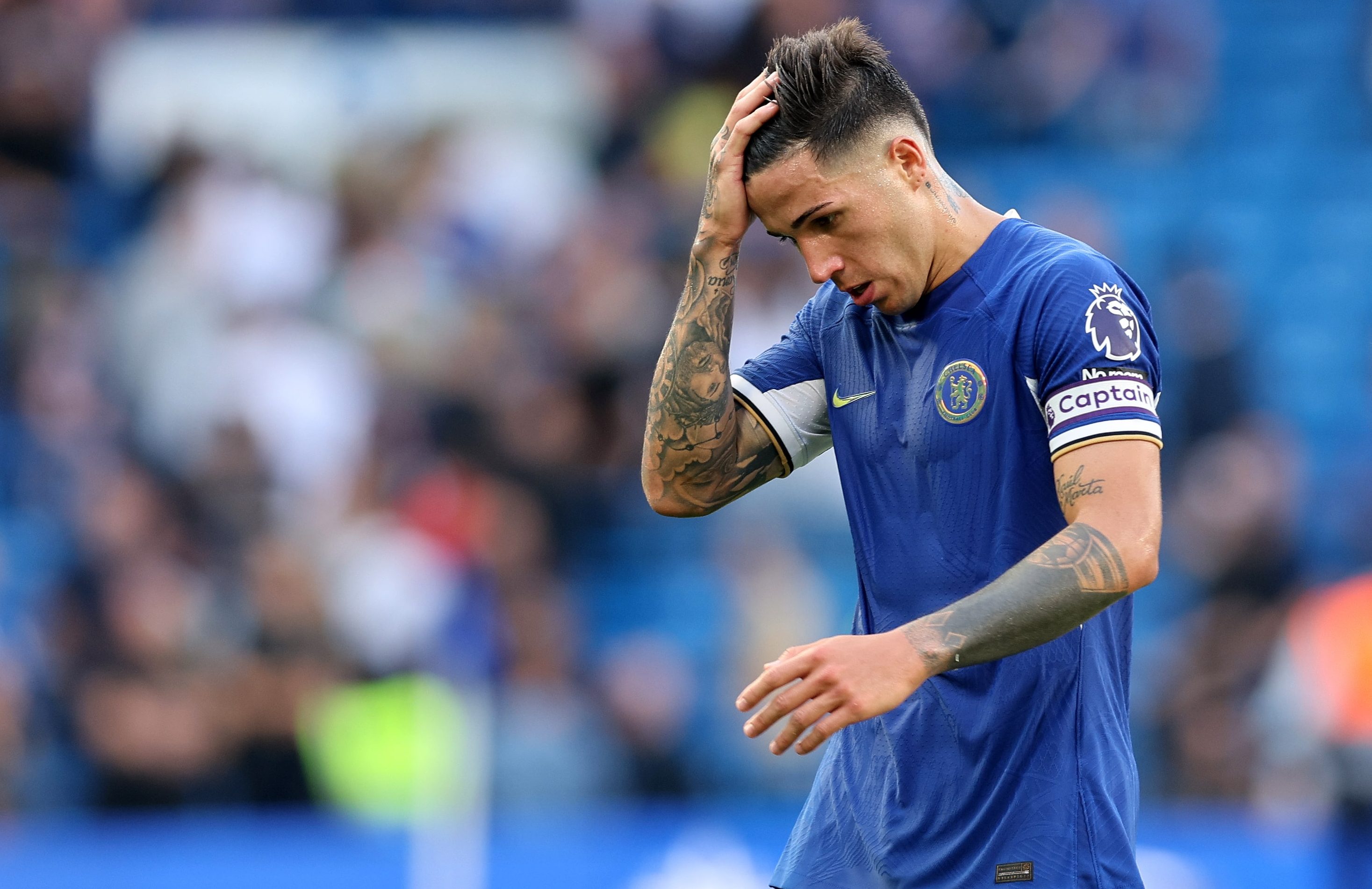 Chelsea perdeu em casa para o Forest no duelo de compradores compulsivos