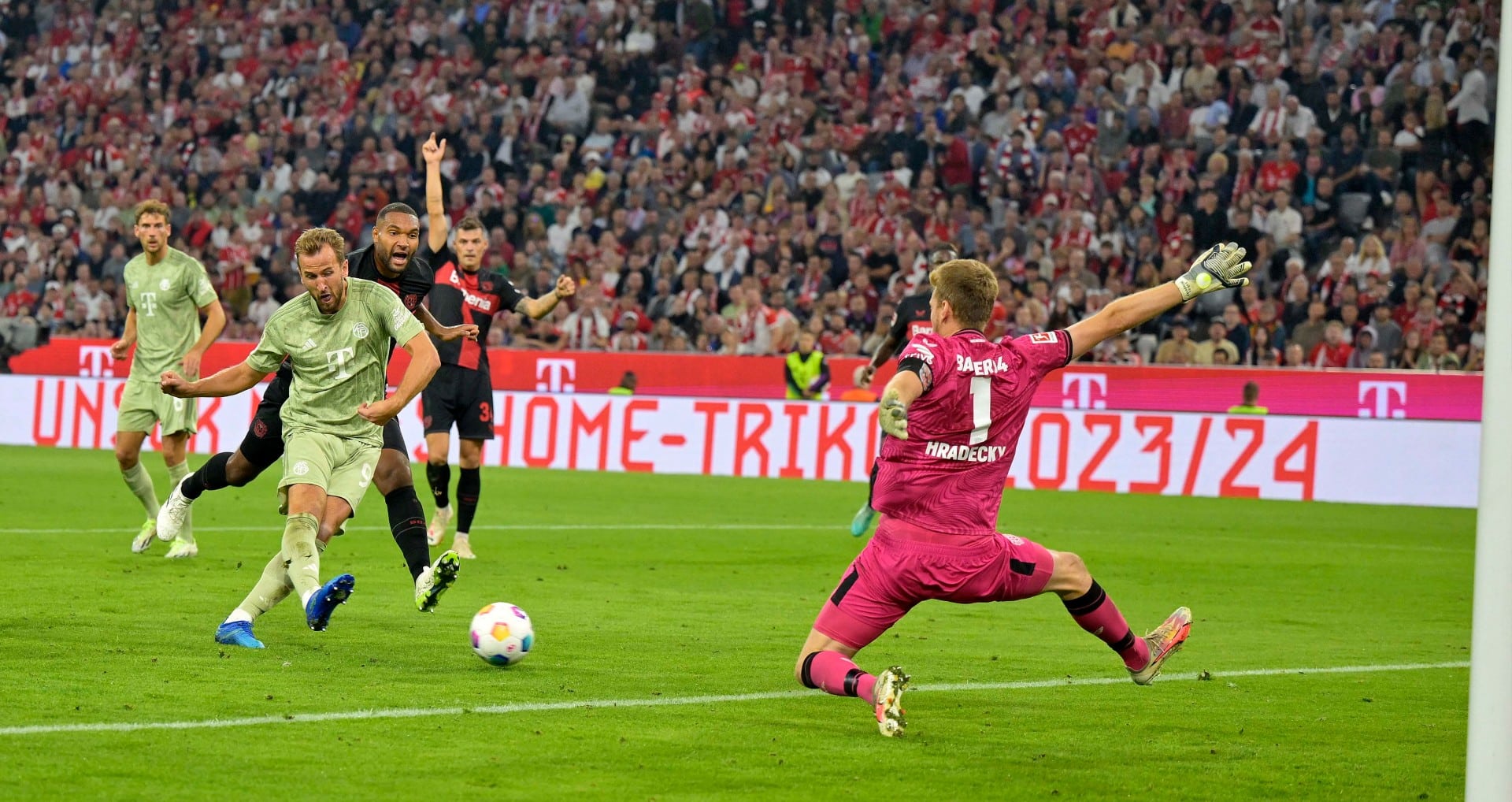 O Bayern 2&times;2 Leverkusen entregou tudo o que se espera de um joga&ccedil;o de futebol