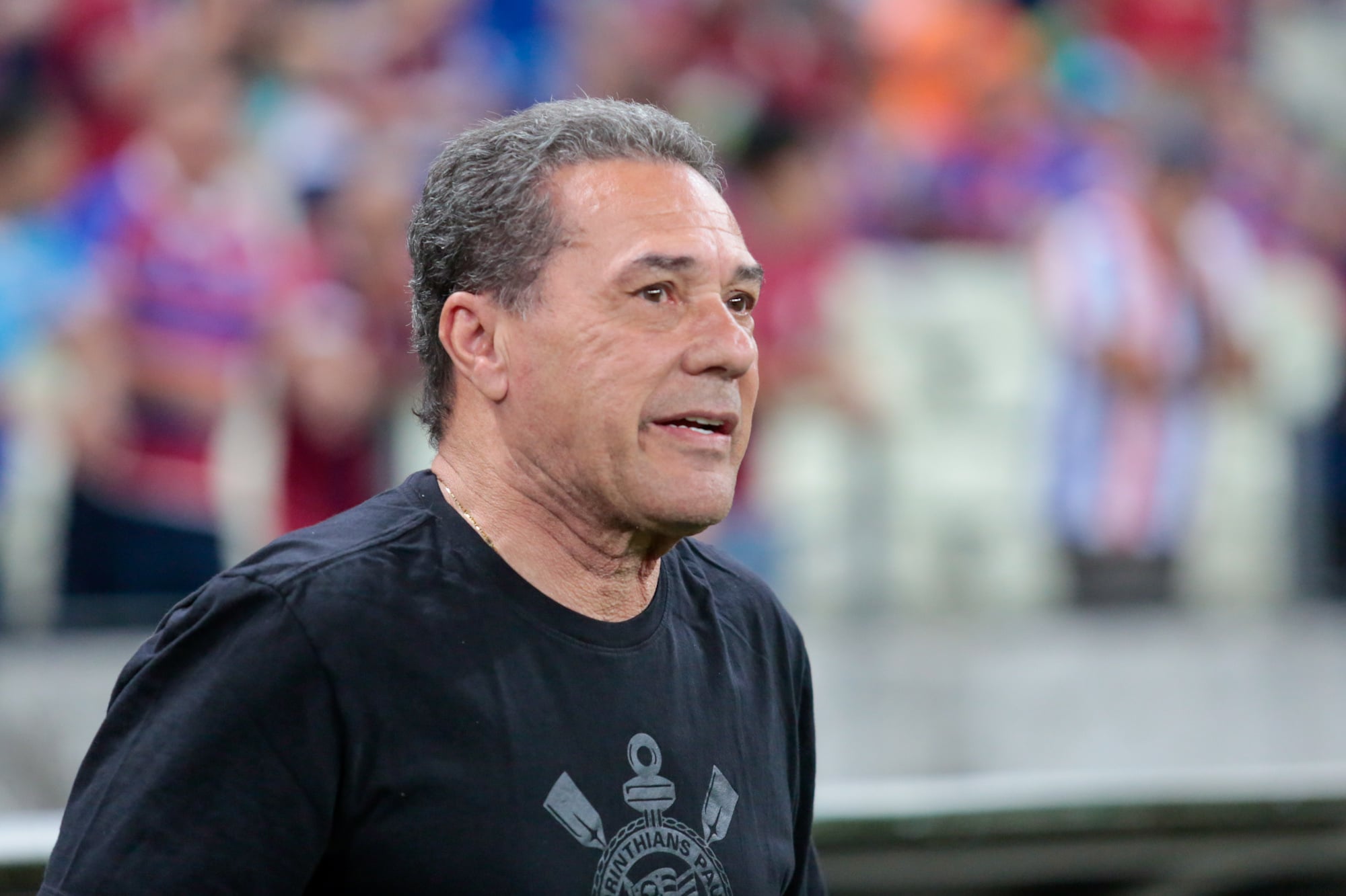 Explica&ccedil;&atilde;o de Luxemburgo sobre planejamento do Corinthians n&atilde;o convence