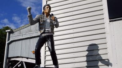 A hist&oacute;ria da est&aacute;tua de Michael Jackson que rebaixou o Fulham (mas n&atilde;o de verdade)