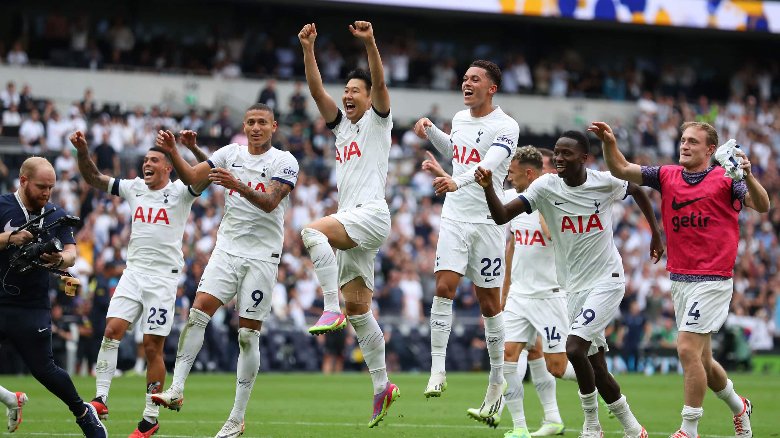 Apoio a Richarlison no Tottenham mostra o quanto Son &eacute; um grande cara