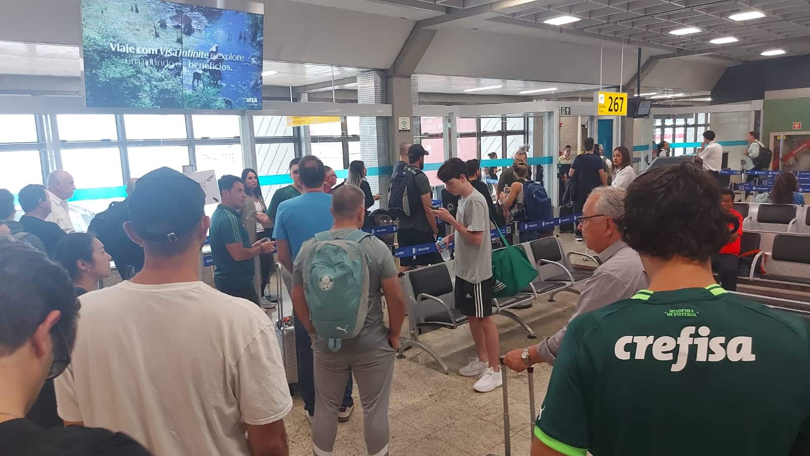 Palmeirenses viajam para Argentina sem ingresso e fazem neg&oacute;cios malucos no aeroporto