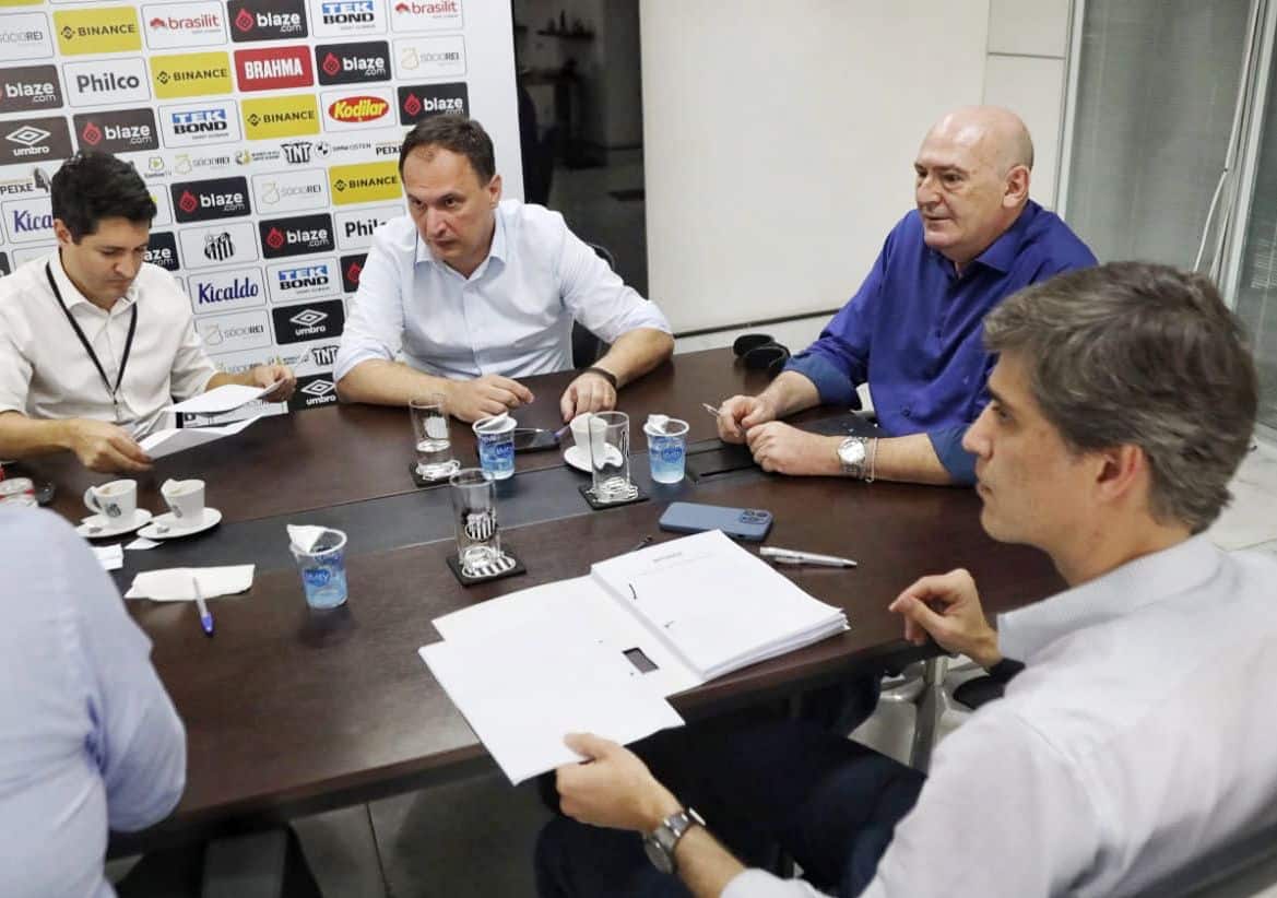 Santos e WTorre assinam documento para constru&ccedil;&atilde;o da nova Vila Belmiro, que custar&aacute; R$ 400 milh&otilde;es