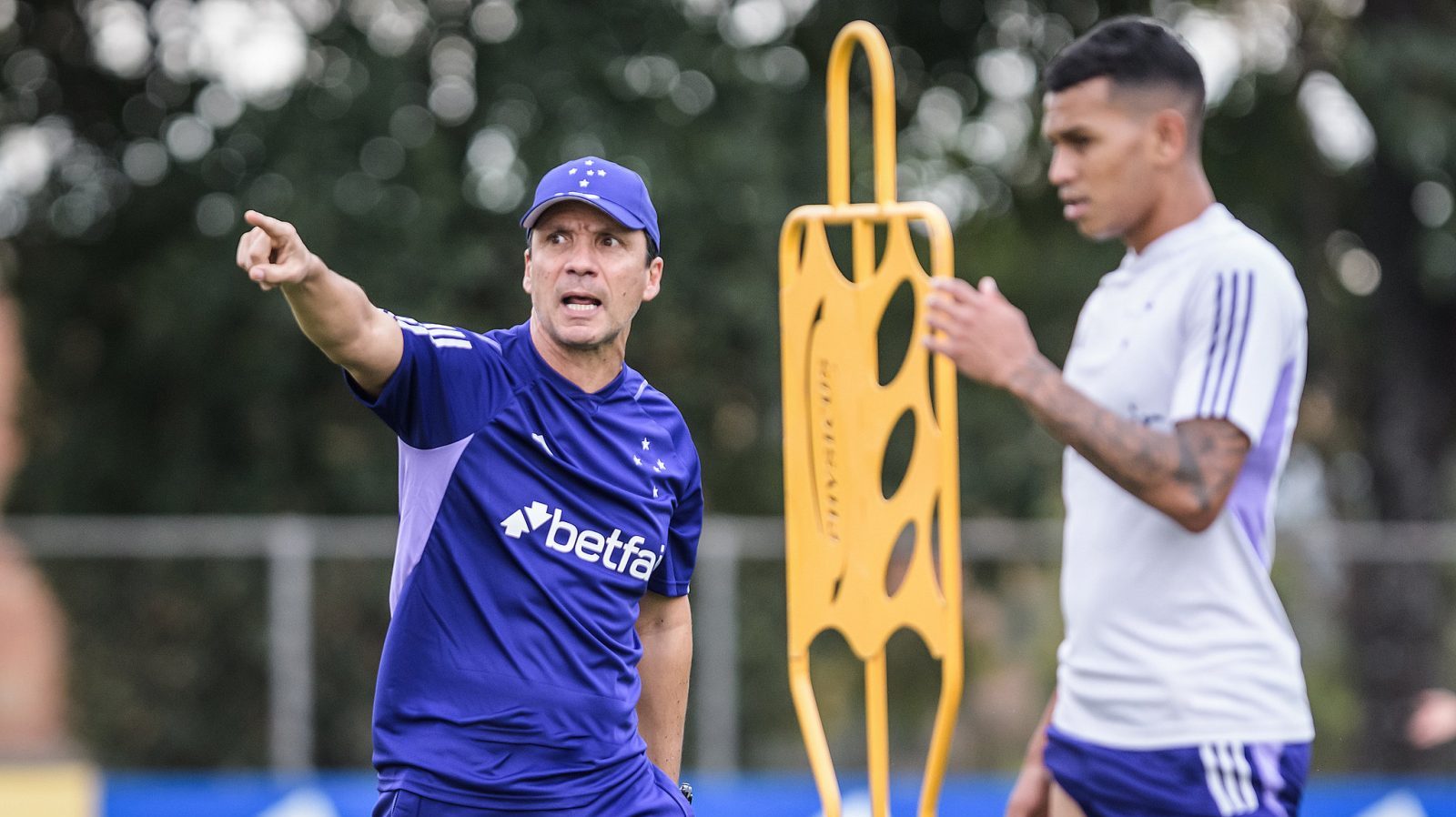 Cruzeiro: chegada de Z&eacute; Ricardo vira esperan&ccedil;a para jogadores &lsquo;encostados&rsquo;