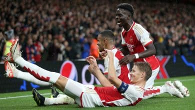 Arsenal amassa o PSV e volta &agrave; Champions League em grande estilo