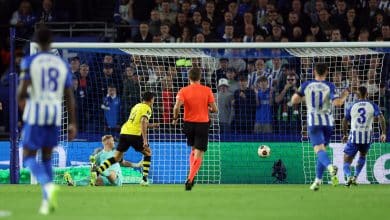 Bem-vindo &agrave; Europa: AEK Atenas pega Brighton no contrap&eacute; e vence na Inglaterra
