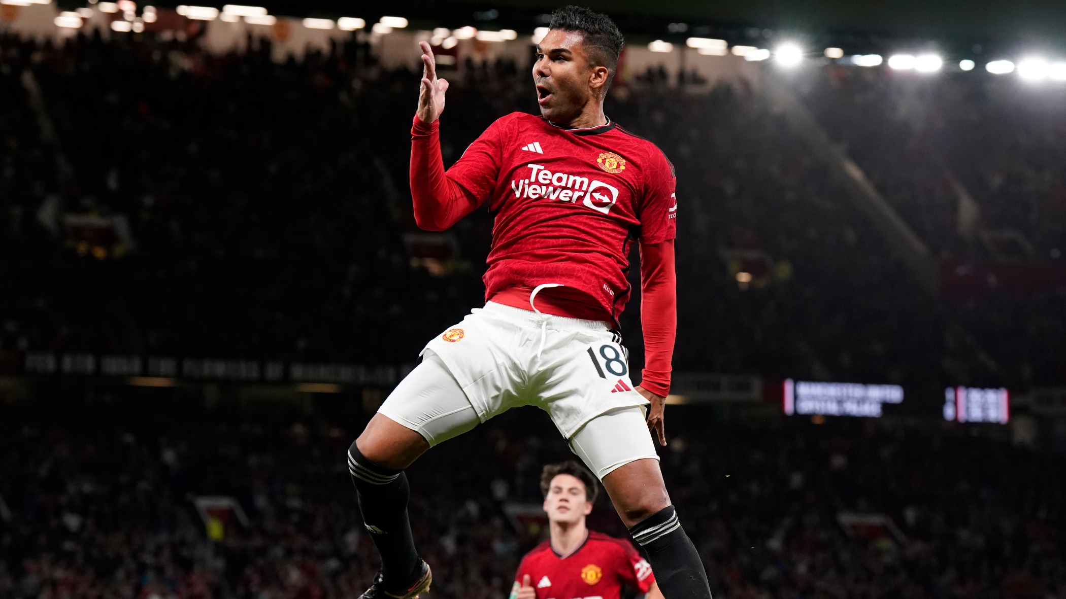Manchester United n&atilde;o deu chance ao Crystal Palace e avan&ccedil;ou com tranquilidade